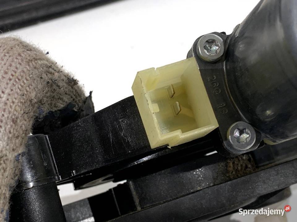 PODNOŚNIK SZYBY LEWY TYŁ AUDI Q8 4M8837461 SUV