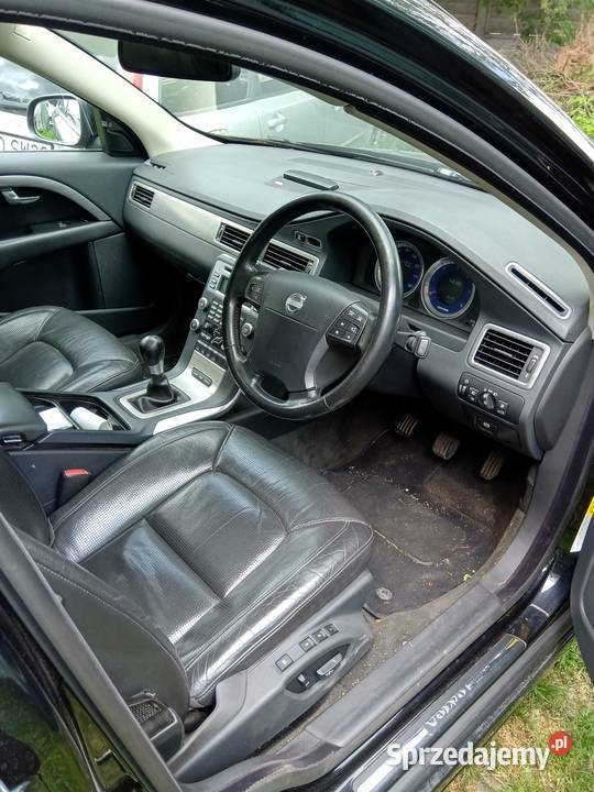 Volvo V70 III Sport R design D5 24 185 45226 Zduńska Wola