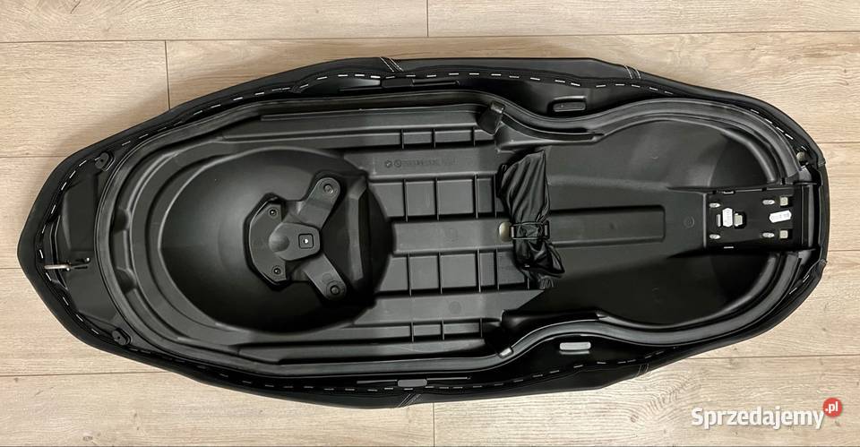 Niskie siedzenie fotel kanapa Yamaha Xmax 125300 Części i akcesoria motocyklowe Warszawa sprzedam