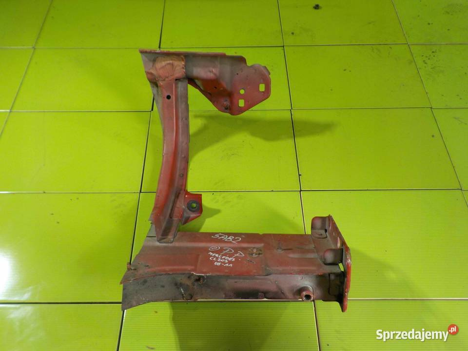 CLC CL203 08r podluznica okular prawa przod mazowieckie Suków