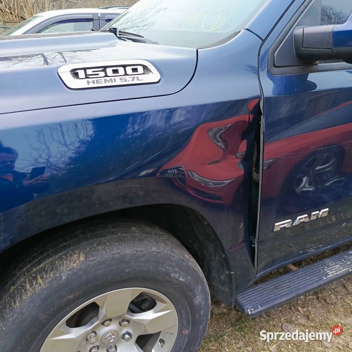 Ram 1500 57 V8 HEMI 4x4 Bighorn Andrespol sprzedam