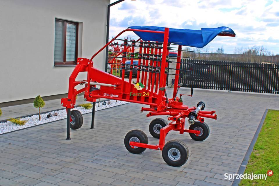 Zgrabiarka karuzelowa 35m 42m Zgrabiarka tandem Rolnictwo łódzkie Gorzkowice