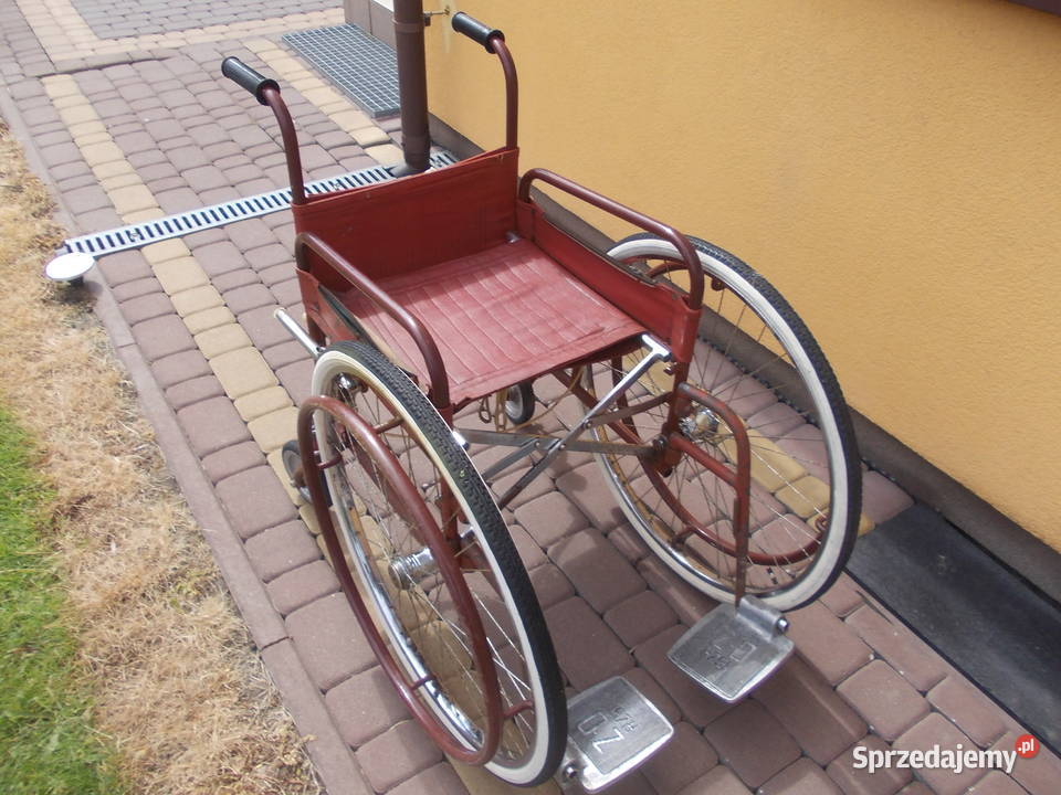Wózek inwalidzki z PRL z lat 70tych Dęblin