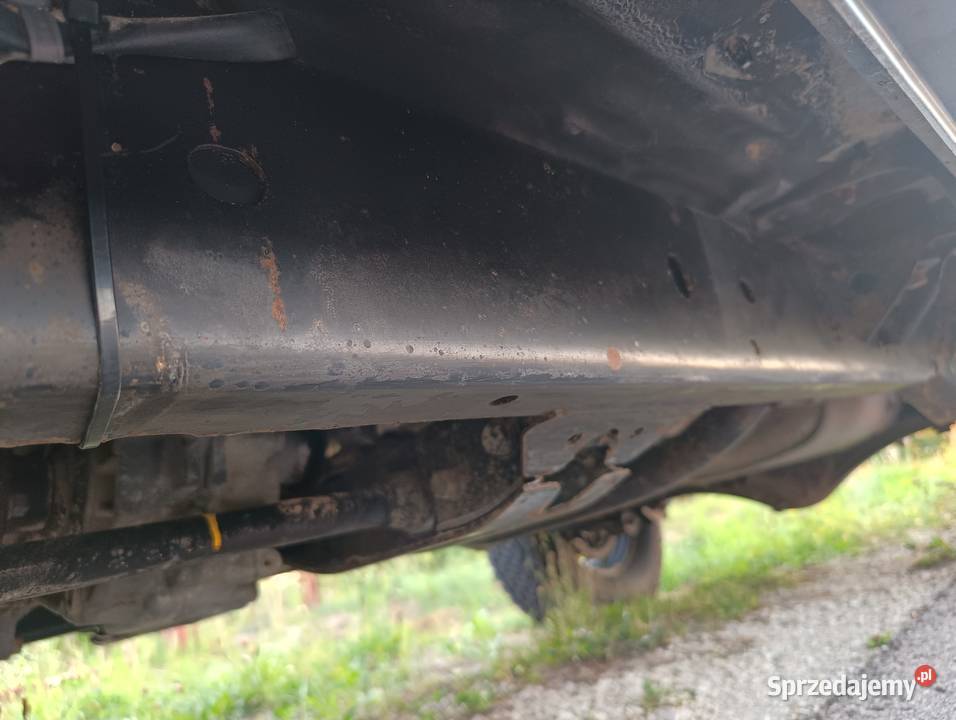 Nissan terrano ii 24 benzyna 4x4 84 bezwypadkowy Chmielnik