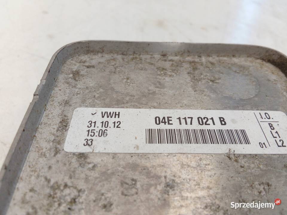 CHŁODNICA CHŁODNICZKA OLEJU AUDI VW 04E117021B