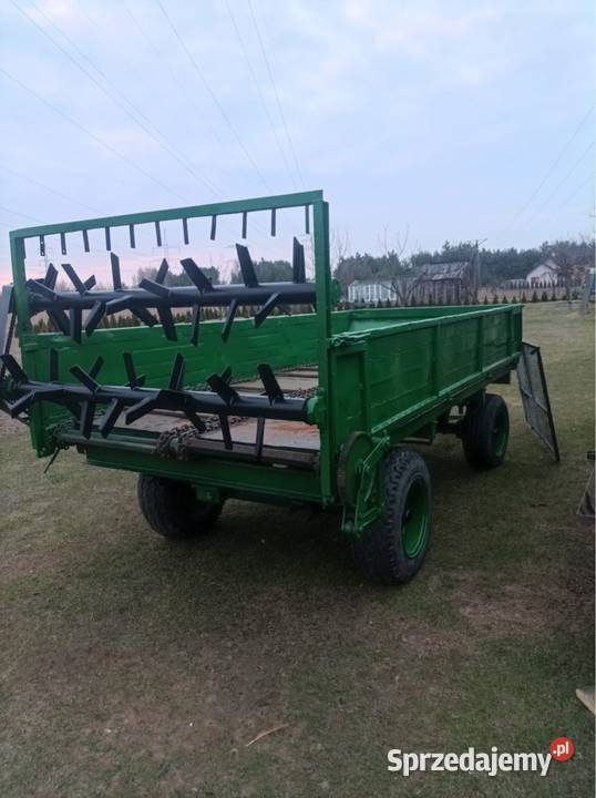 Rozrzutnik nieuszkodzony Mikorzyn sprzedam