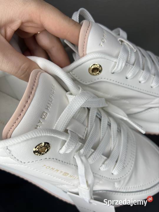 Tommy Hilfiger sneakersy 39 nowe Białystok