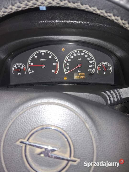 Opel Vectra C 2006 Kombi 19 150 Rok produkcji 2006 Puławy