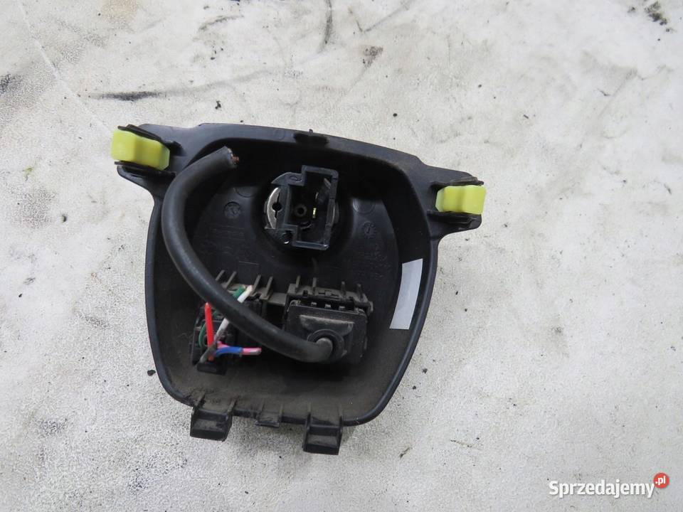 GNIAZDO USB AUX PEUGEOT 108 C1 II AYGO II