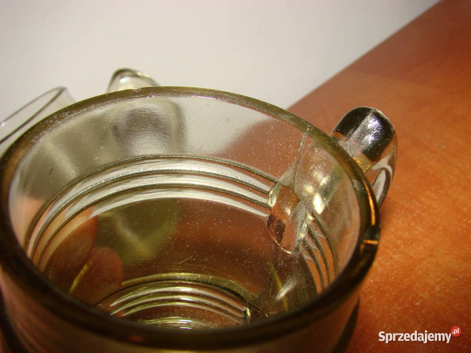 mały stary szklany kufel Pruszcz Gdański sprzedam