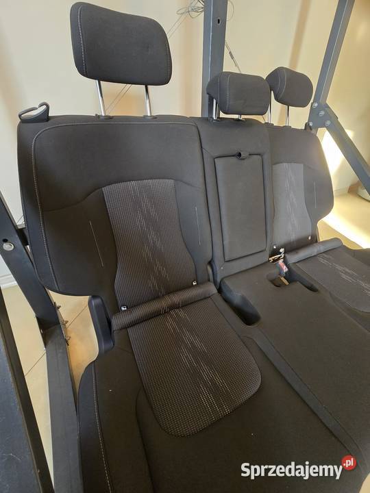 Komplety Wnętrze KIA SPORTAGE V NQ5 Kanapa Tunel 200KM Zaczernie