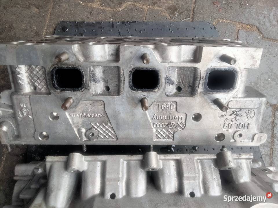 Głowice a4 b6 25 tdi v6 059L Rok produkcji 2004 Silniki i osprzęt Zławieś Wielka