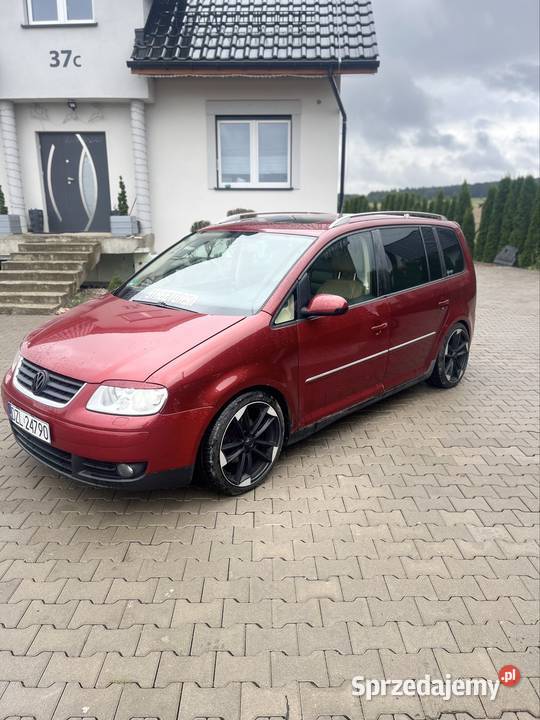VW Touran 20 FSI benzyna 2006 r 1998cm3 Touran Uniejowice