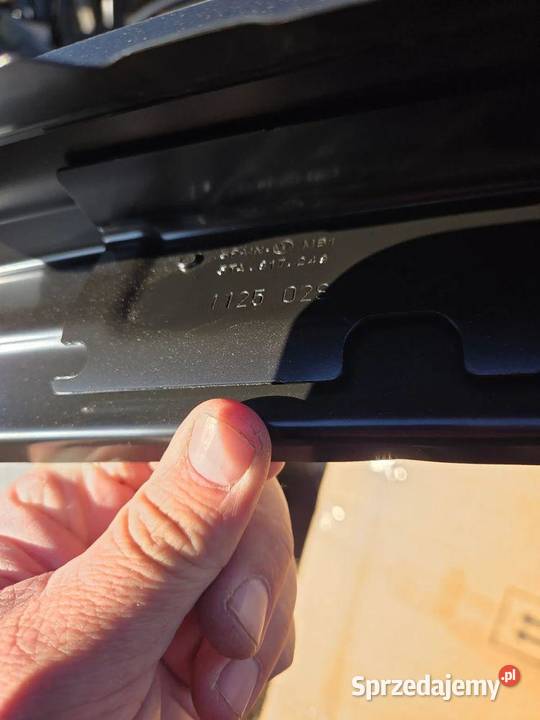 Próg słupek B prawy VW Touran III 20162024 2025 Progi