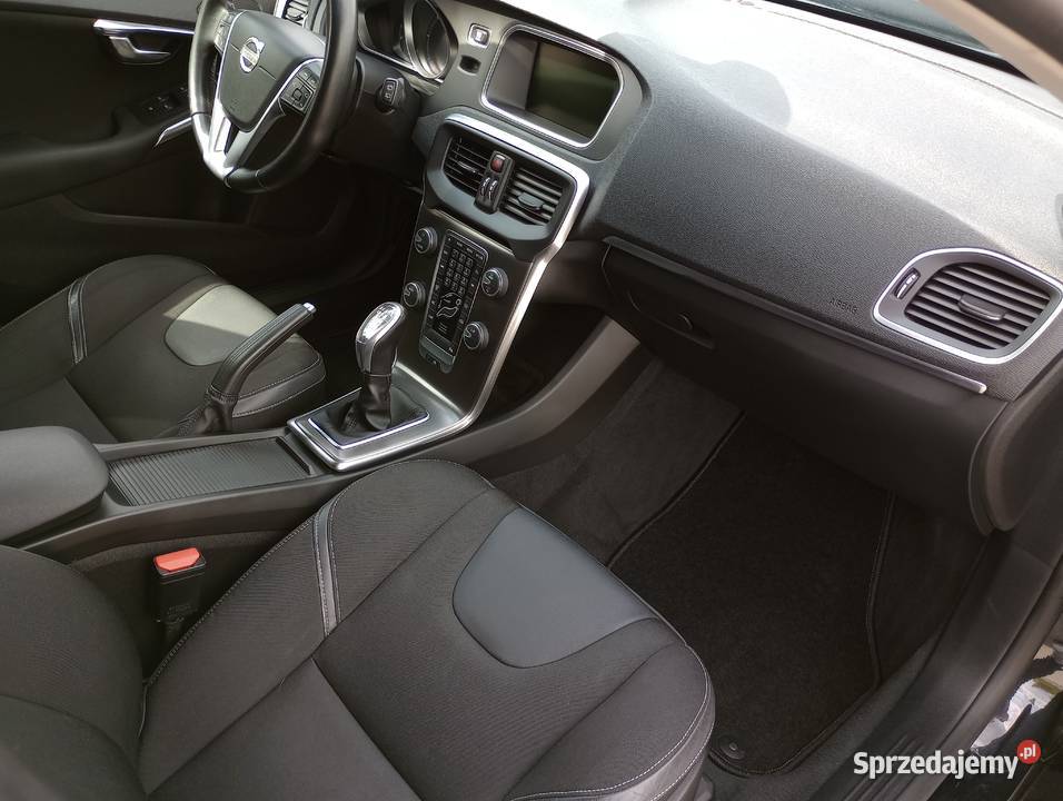 Volvo V40 Summum Fabryczny lakier keyless kamera 115KM Opoczno