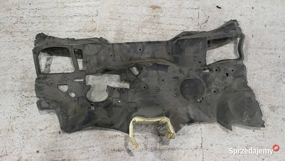WYGŁUSZENIE ŚCIANY GRODZIOWEJ AUDI A4 B7 Przystajń