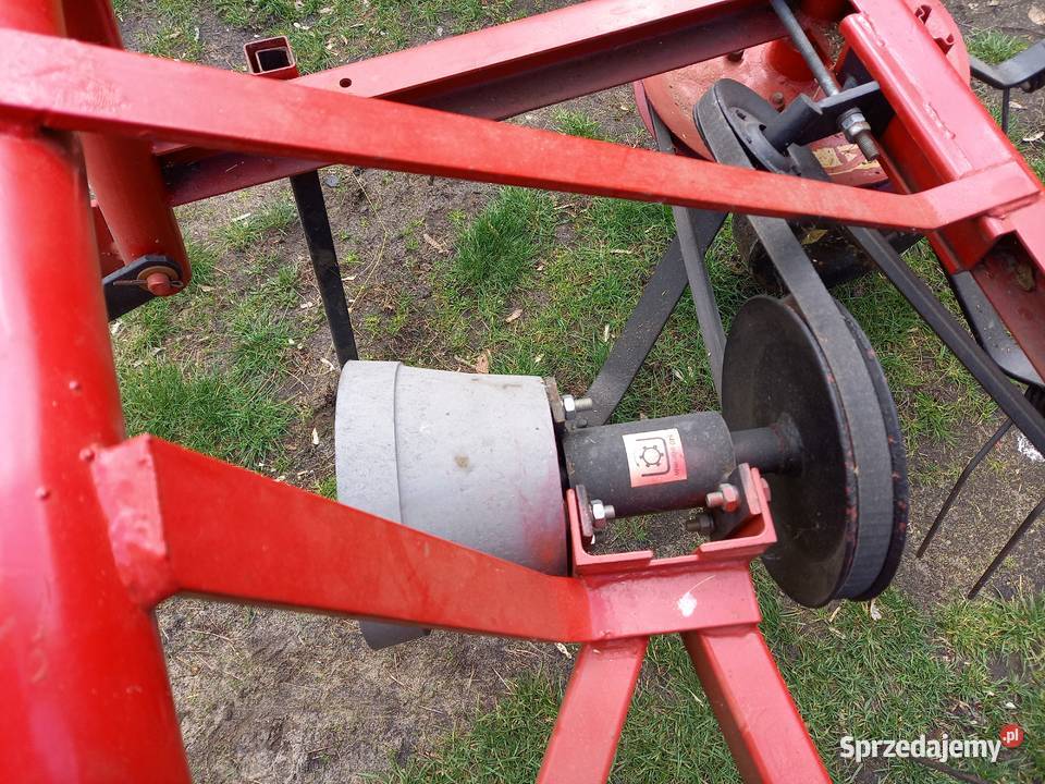 przetrząsacz do siana pająk Jarmet nieuszkodzony Ruda Różaniecka sprzedam