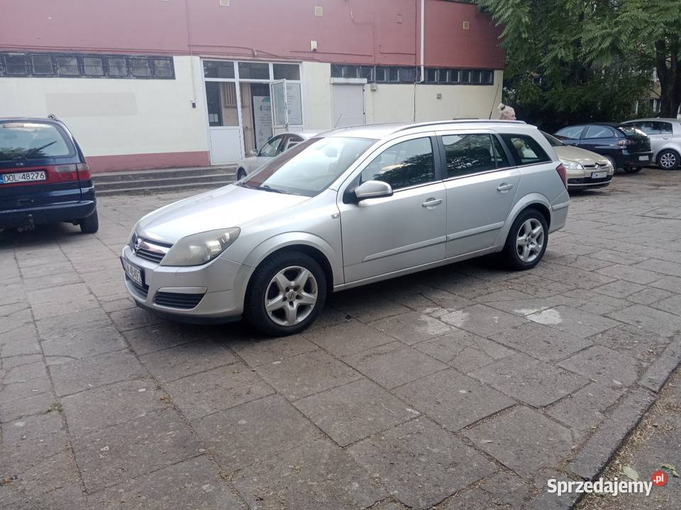 Opel Astra H na dojazdy do pracystan manualna Astra Wrocław sprzedam