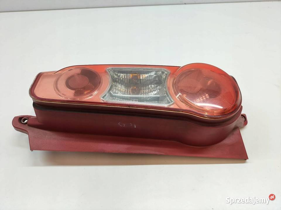 LAMPA TYŁ PRAWA EU Citroen Berlingo II 2008 2018 osobowe świętokrzyskie