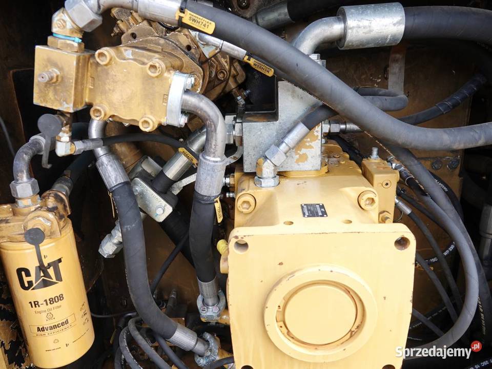 Caterpillar 374D 12771h Lubiczyn