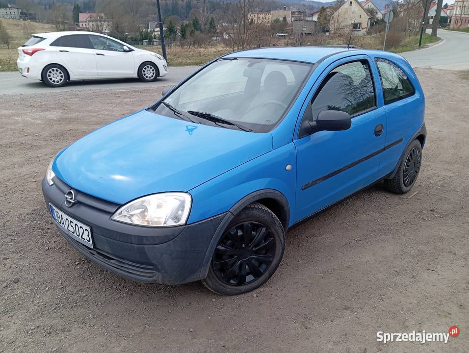 Opel Corsa C10 benzyna wspomaganie klima immobilizer