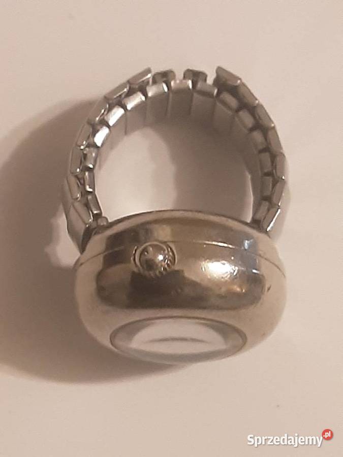 ZEGAREK NA PALEC Szczecinek