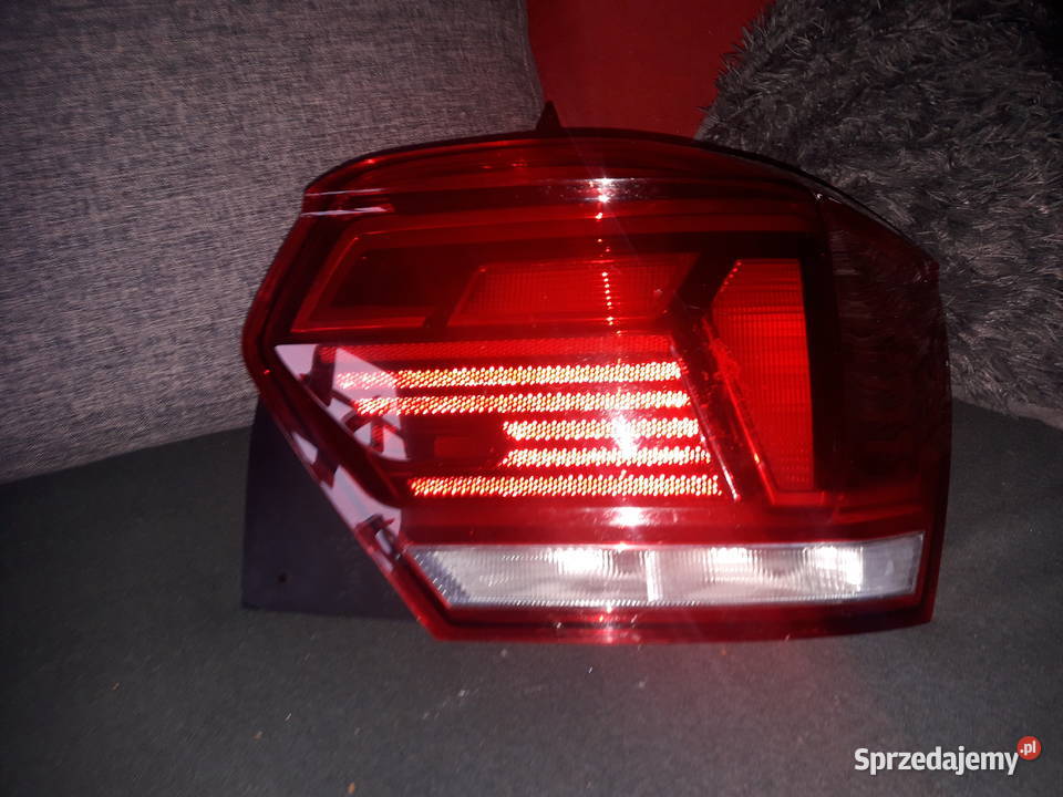 Lampa LED prawa tylna VW 2G0 osobowe Lubin