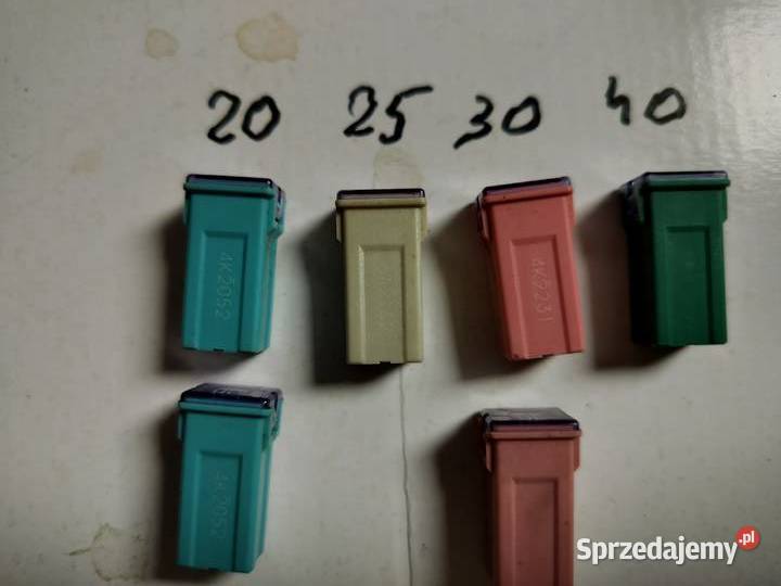 BEZPIECZNIKI SAMOCHODOWE Kęty sprzedam