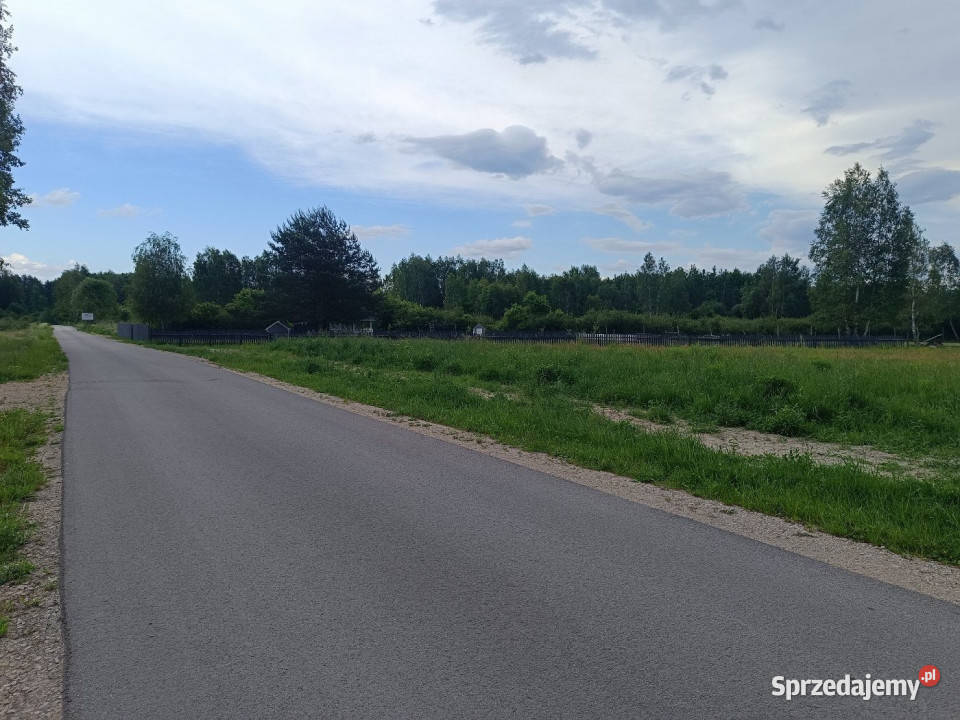 sprzedaży działki 1366m2 Daleszyce sprzedam
