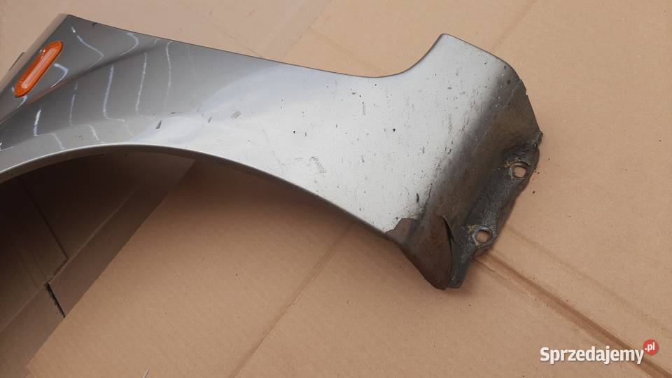 lak Q2 błotnik prawy lewy przód Ford Fiesta mk6 Dębno