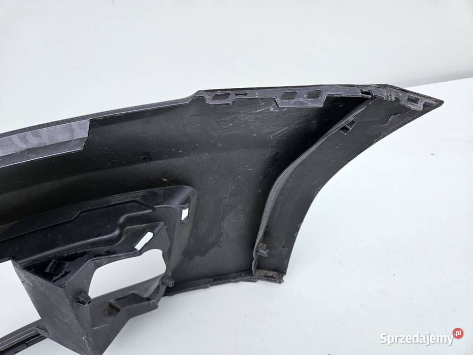 AUDI Q5 8R0 NAROŻNIK PRAWY ZDERZAKA PRZÓD Międzychód