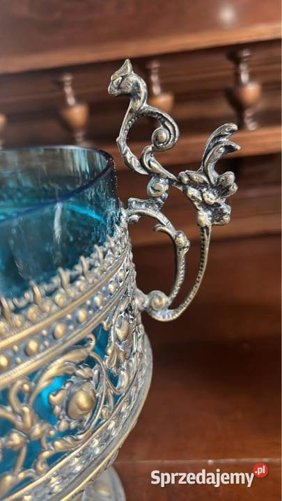 Cukiernica na stopie plater z kobaltowym szkłem Gdańsk