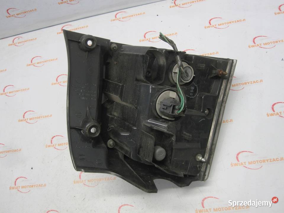 OUTLANDER II 20 DID 08r lampa prawa tył 22087813 świętokrzyskie sprzedam