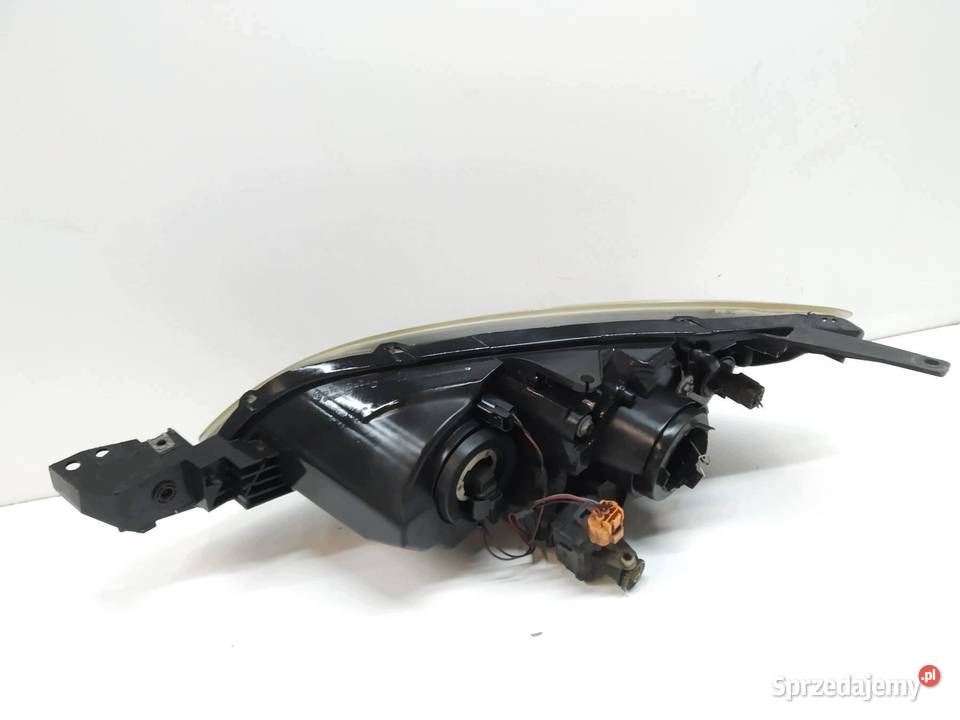 LAMPA PRZÓD PRAWA EU Mazda 3