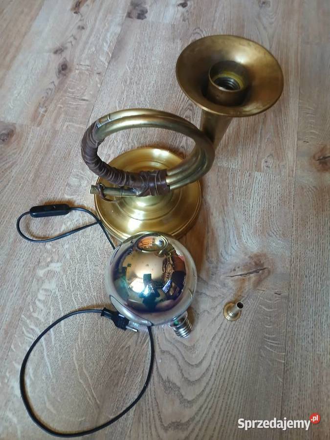 Mosiezna lampa