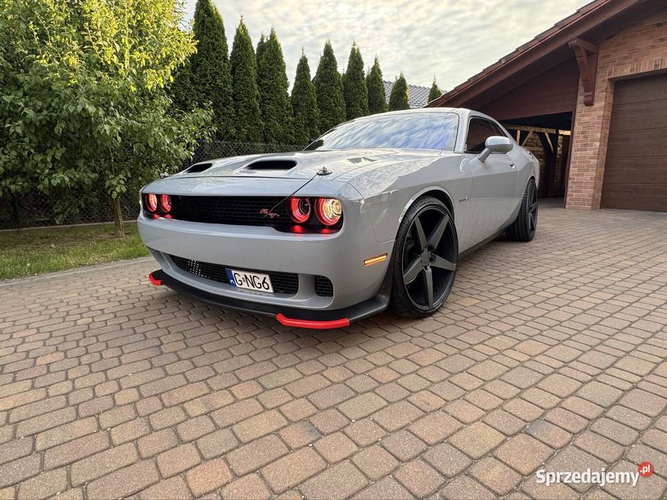 Sprzedam Dodge Challenger RT 57HEMI skórzana tapicerka Człuchów