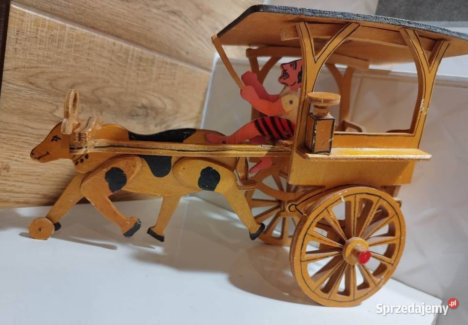 Miniatura wozu ciągniętego wołu