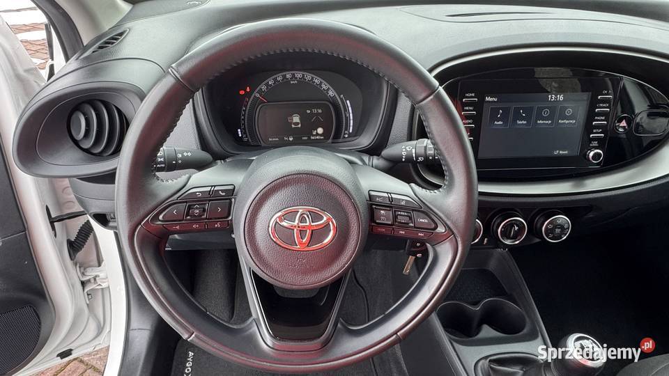 Toyota AYGO X 2023r 10 72 LED Navi Asystent gniazdo AUX