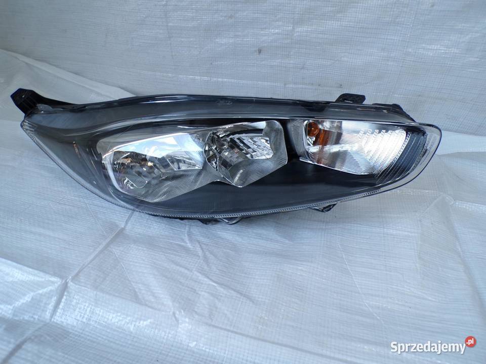 LAMPA PRAWA PRZÓD FORD FIESTA MK7 LIFT