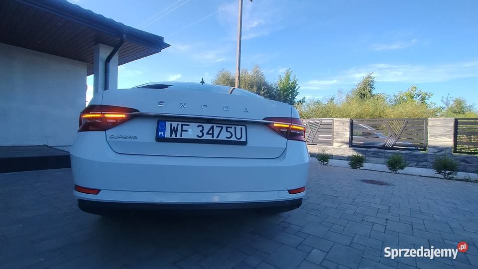 Skoda SuperB 15 benzyna Salon czujnik zmierzchu sprzedam