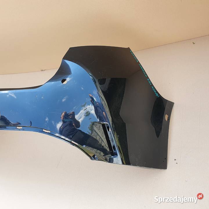 TOYOTA COROLLA E21 KOMBI ZDERZAK TYŁ TYLNY Trzciel