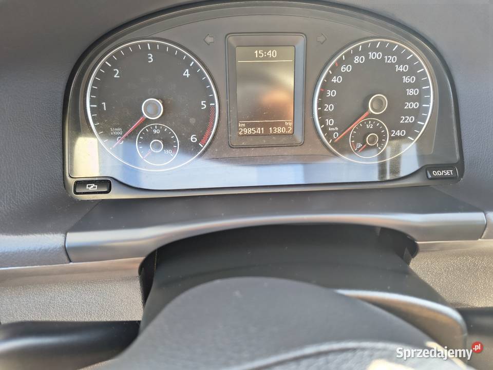 Volkswagen Touran garażowany Środa Wielkopolska