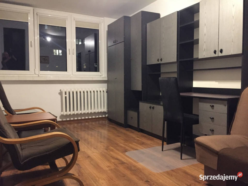 KRAKÓW PRĄDNIK BIAŁY AZORY WŁAŚCICIEL WYNAJMIE Rok budowy 1975