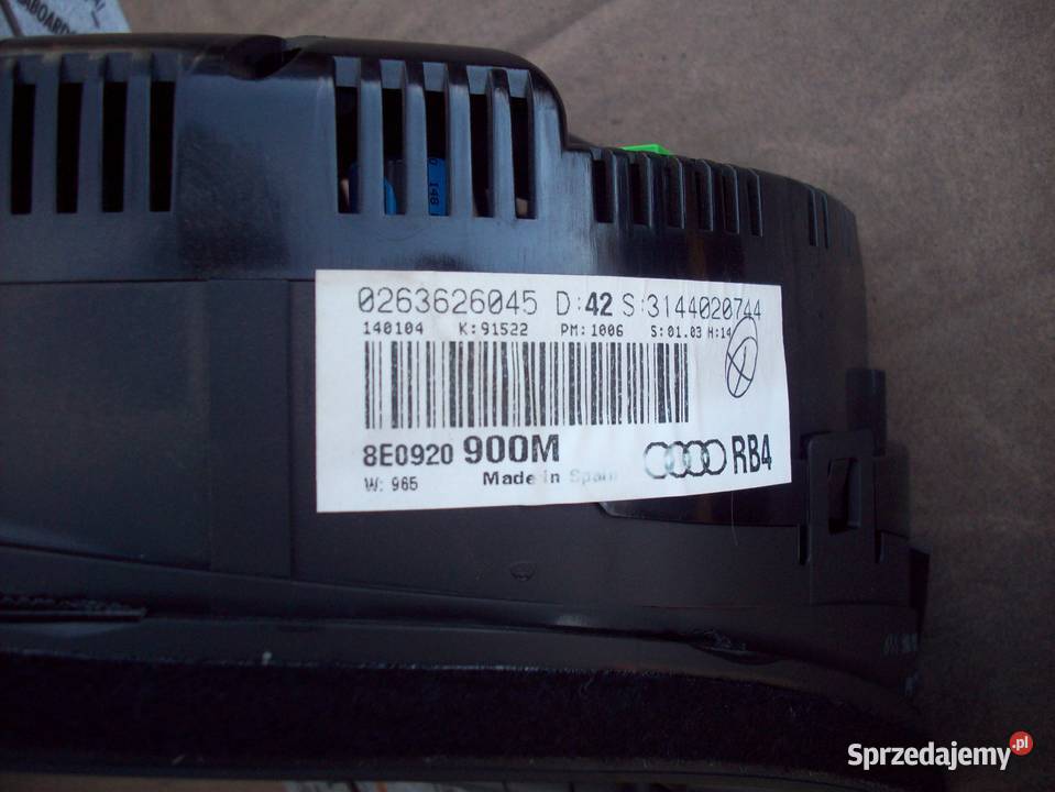 Audi A4 B6 19 TDI licznik zegary 8E0920900M Iława