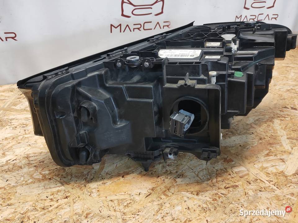 Lampa LED Prawy Przód BMW G30 G31 Lift 5A388C402 osobowe Lampy przednie wielkopolskie Pleszew