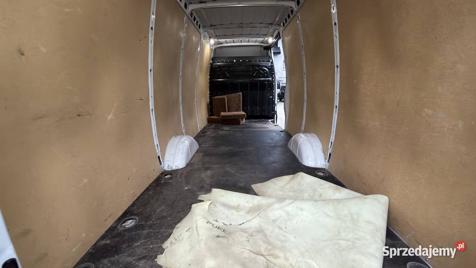 Iveco Daily 35s18 30180 16m3 HiMatic pneumatyka elektryczne szyby Starogard Gdański sprzedam