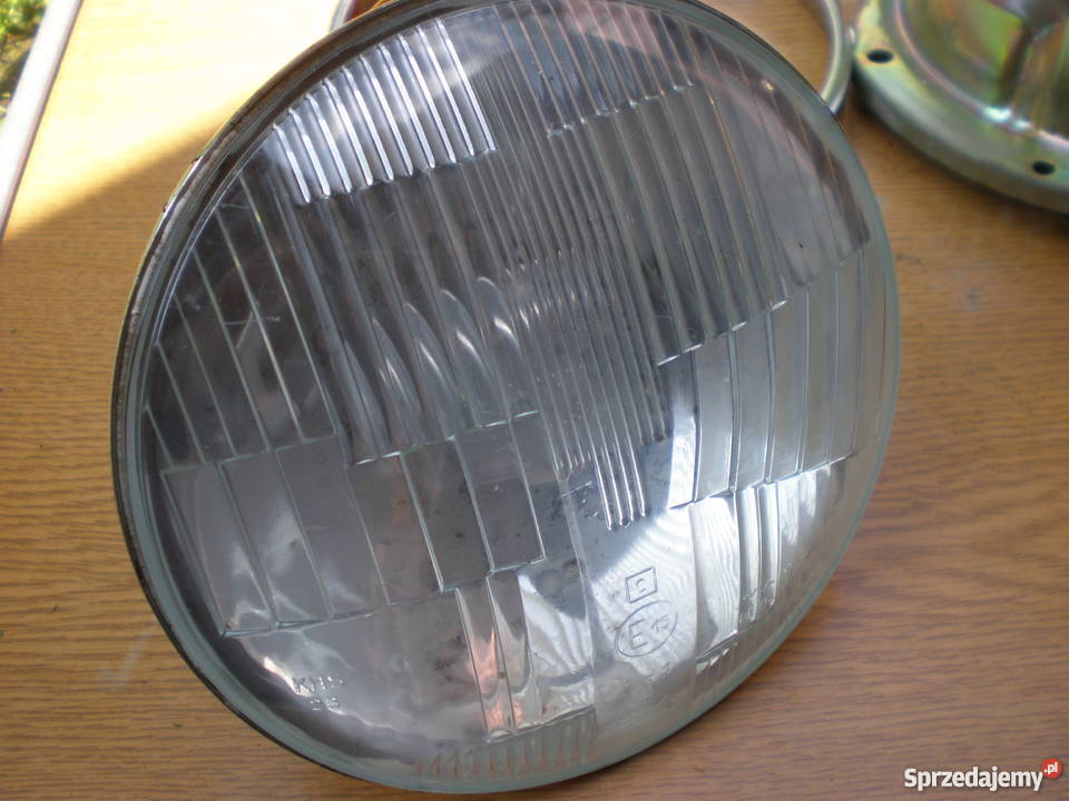 Fiat 125 pNowa miska lampy przedniej nowa lampa