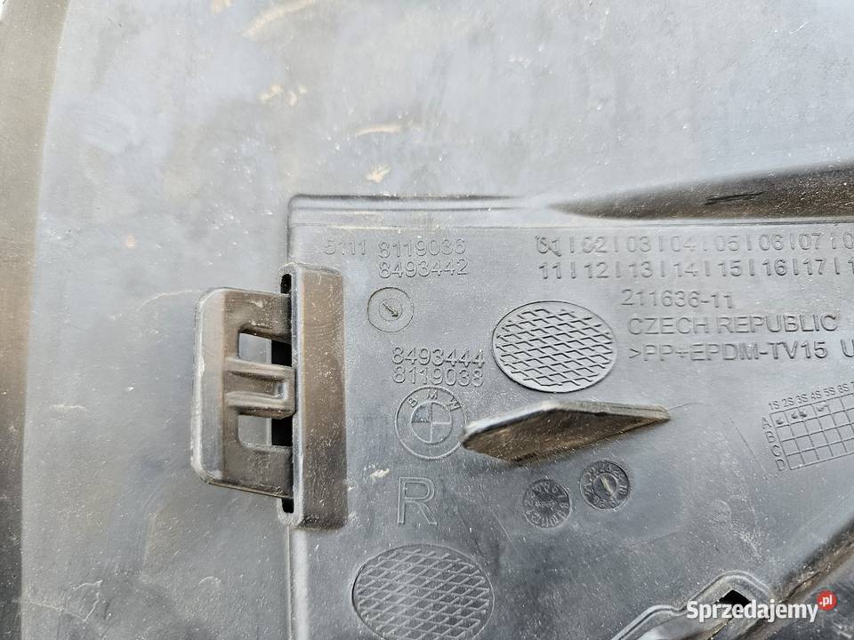BMW X1 F48 LIFT KRATKA RAMKA PRAWA PRZÓD 8493444 Międzychód
