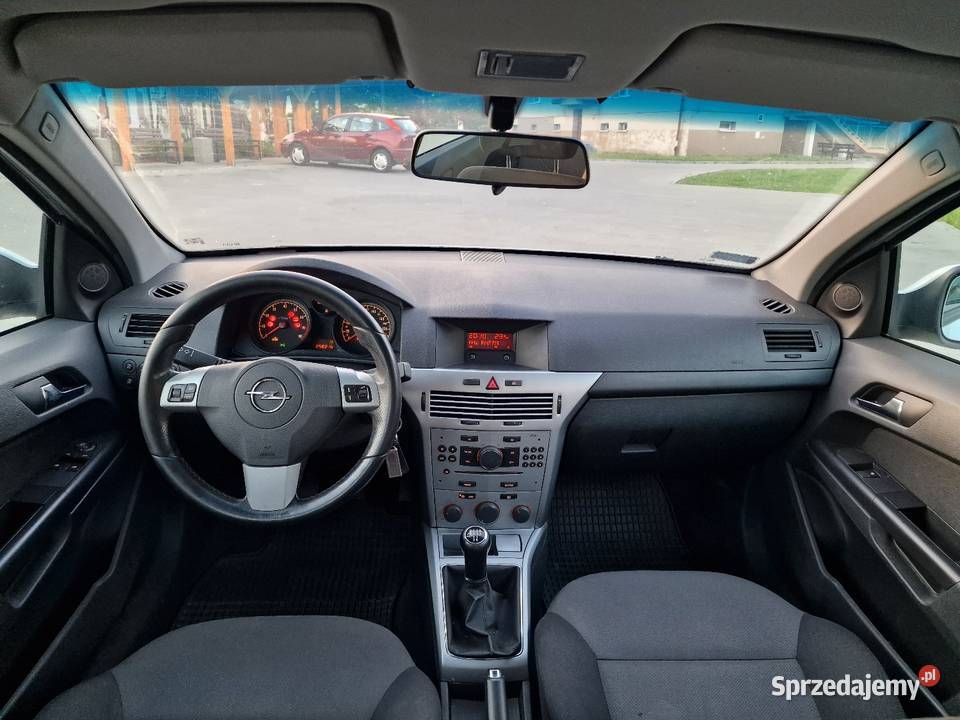 Opel Astra H Lift 16 LPG Klimatyzacja Alufelgi Ryglice
