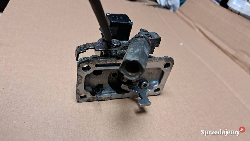 Hatz Elektrozawór seria L 2l40 3L41 2M40 4L41